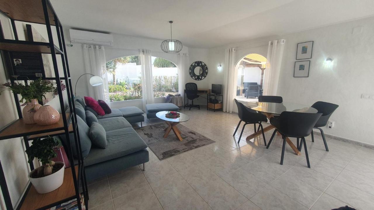 Cheerful 2-Bedroom Villa With Private Pool Calp Exterior foto
